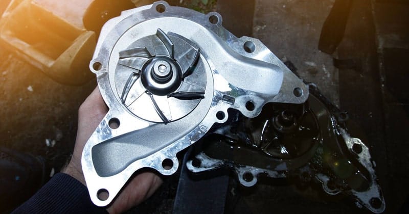 tìm hiểu về bơm nước làm mát ô tô