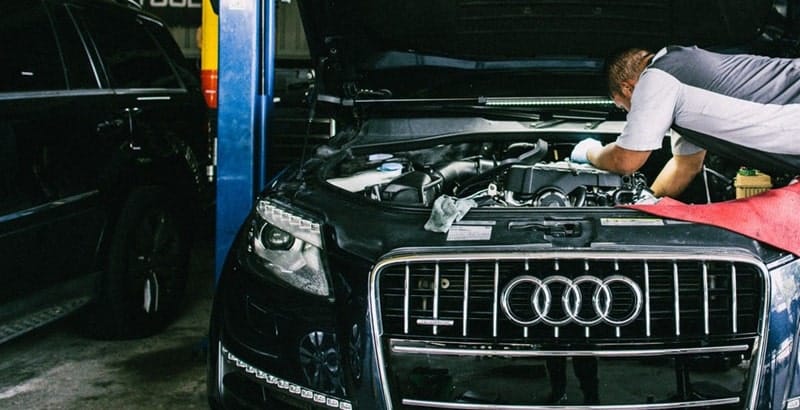 thợ chuyên sửa xe audi tại bình dương