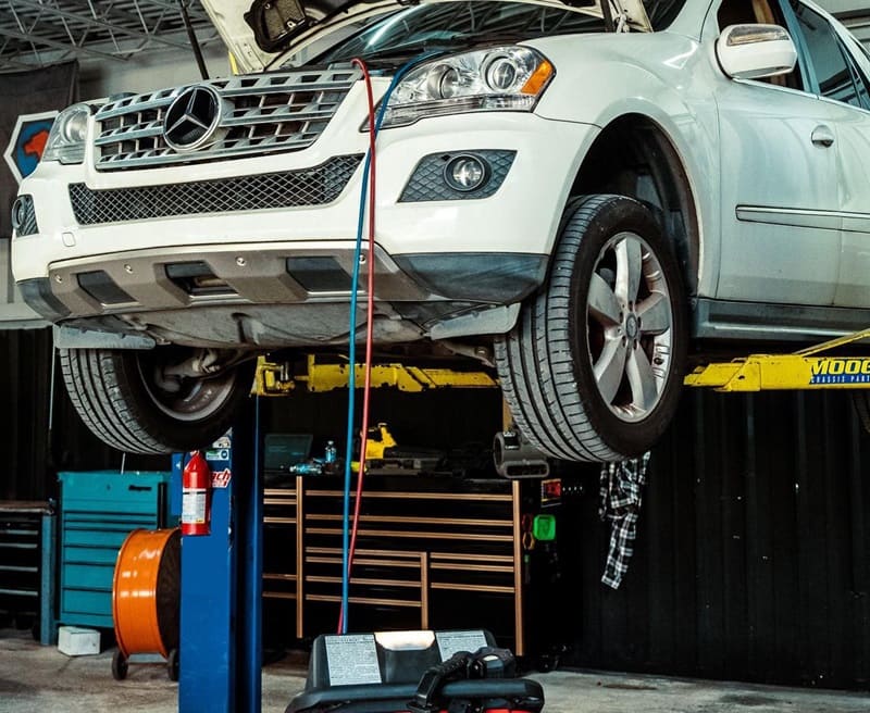 dịch vụ sửa ô tô mercedes bình dương uy tín