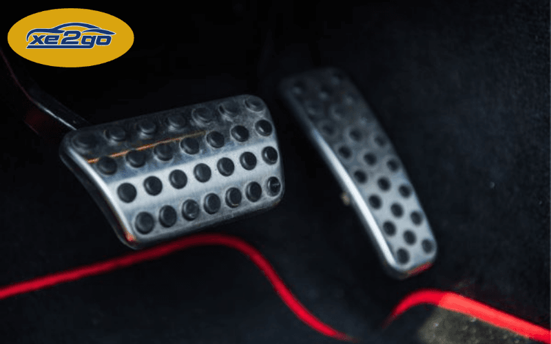 Kiểm Tra Dầu Côn và Dầu Phanh TOYOTA Veloz Cross