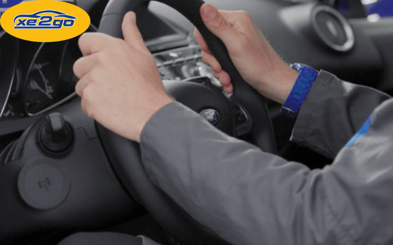 Kiểm Tra Hệ Thống Điện, Vô Lăng Lái và Các Bàn Đạp (15-30 phút) Nissan NAVARA